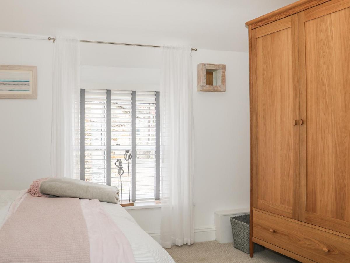 The Compass Apartment Swanage Bagian luar foto