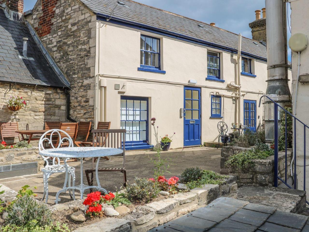 The Compass Apartment Swanage Bagian luar foto